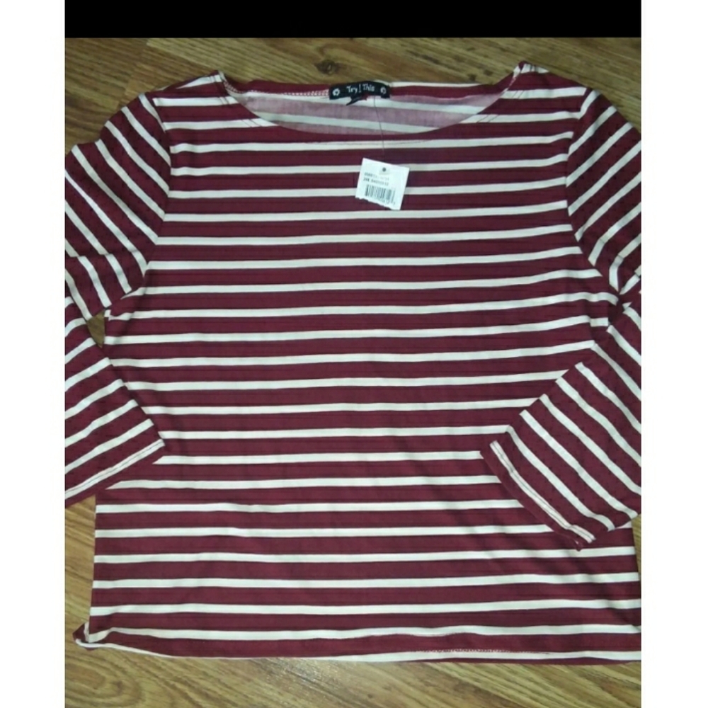 NWT Sz.Medium Juniors Try This Blouse